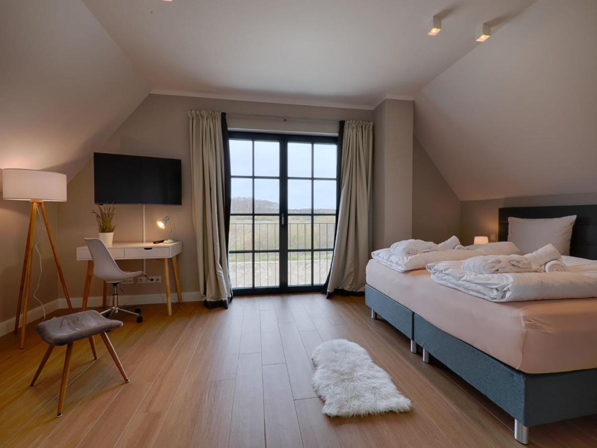 Reetland Am Meer - Premium Reetdachvilla Mit 3 Schlafzimmern, Sauna Und Kamin F27 Dranske Kültér fotó