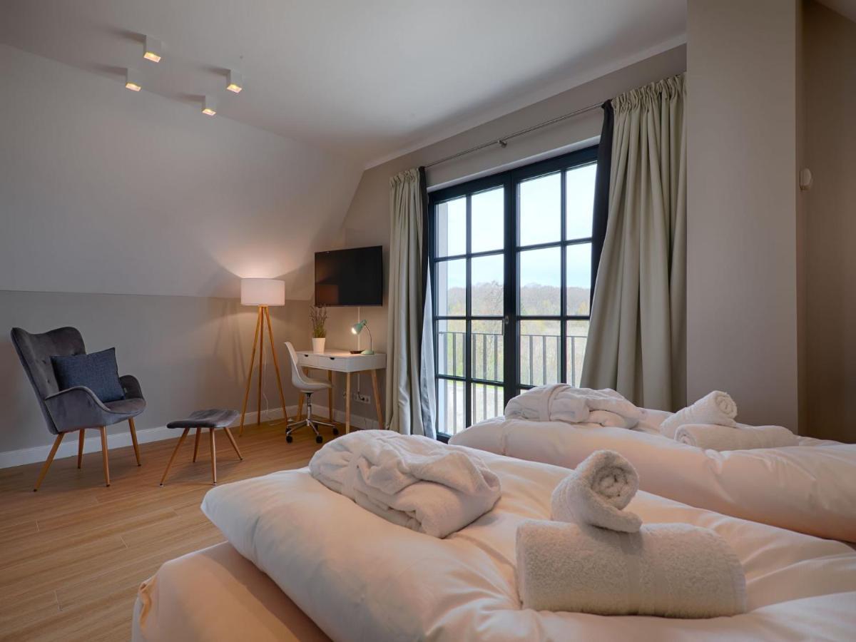Reetland Am Meer - Premium Reetdachvilla Mit 3 Schlafzimmern, Sauna Und Kamin F27 Dranske Kültér fotó