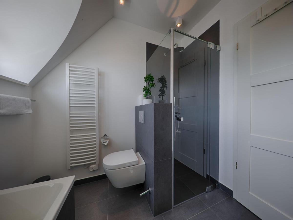 Reetland Am Meer - Premium Reetdachvilla Mit 3 Schlafzimmern, Sauna Und Kamin F27 Dranske Kültér fotó