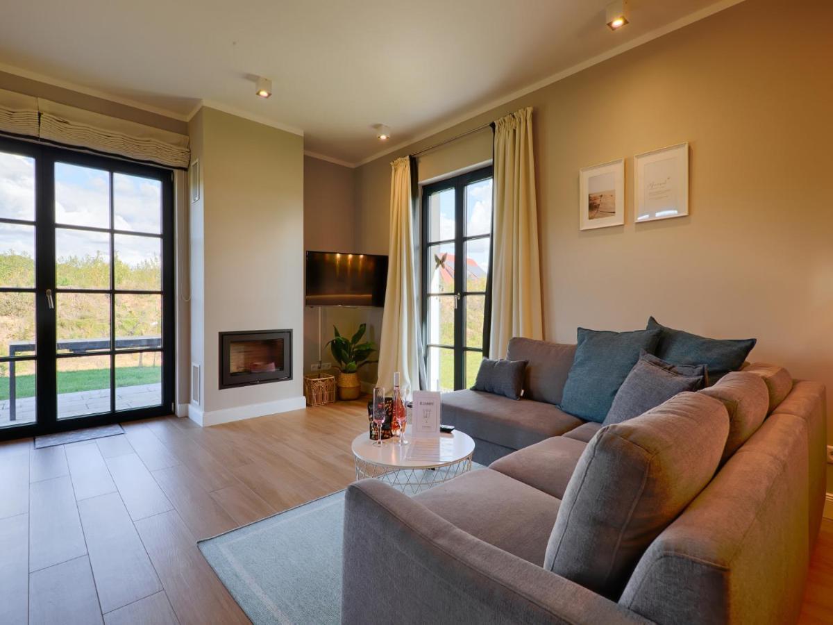 Reetland Am Meer - Premium Reetdachvilla Mit 3 Schlafzimmern, Sauna Und Kamin F27 Dranske Kültér fotó